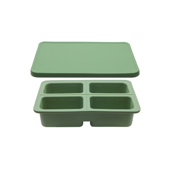 FDA-approved silicone freezer trays in two-portion and four-portion sizes,filled with home-cooked meals and designed for easy portioning and freezing.